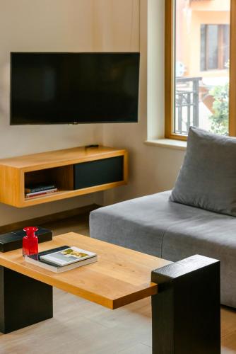 Deluxe Suite image 4