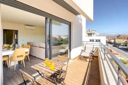 Urban Reflections by Portugal Active in Matos