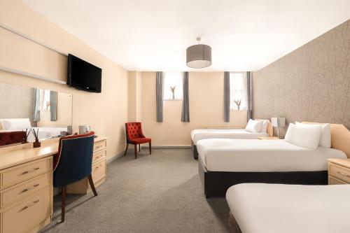 The County Hotel - image 5