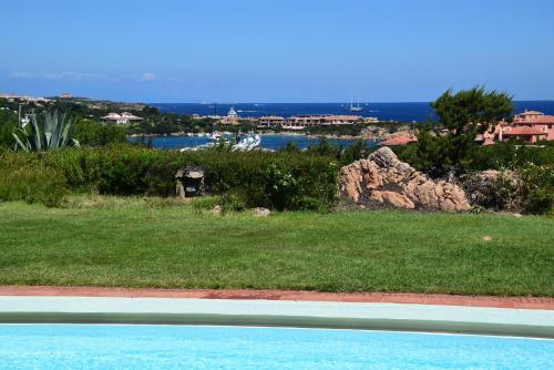 Terrazze del Porto Villas in Porto Cervo center
