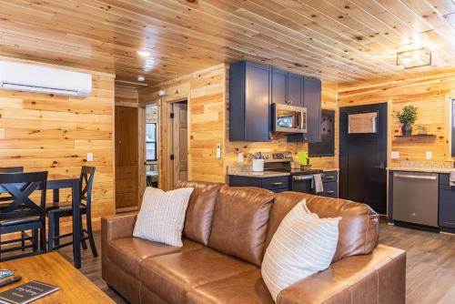 Adventure & Relaxation by Lake Superior - image 12