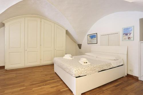 Historic Loft in the Heart of Florence - image 10