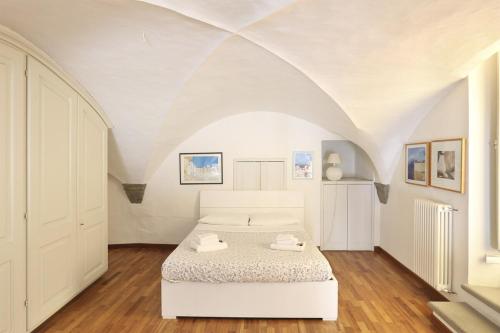 Historic Loft in the Heart of Florence - image 9