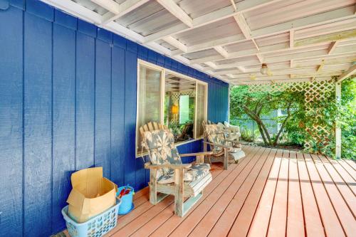 Pet-Friendly Ocean Park Rental w/ Outdoor Fire Pit in Ocean Park (WA)