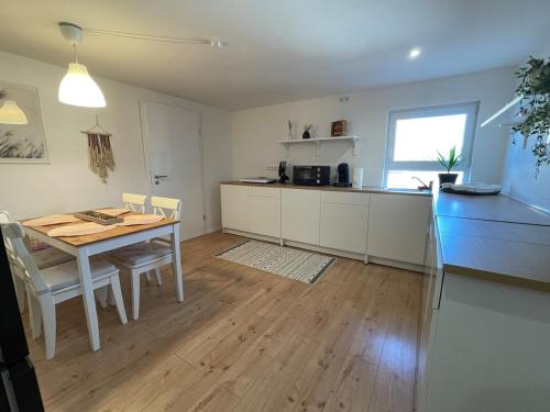 virtuve, Gemütliche moderne Auszeit zum wohlfühlen (Gemutliche moderne Auszeit zum wohlfuhlen) in Büchenbach (Bavaria)