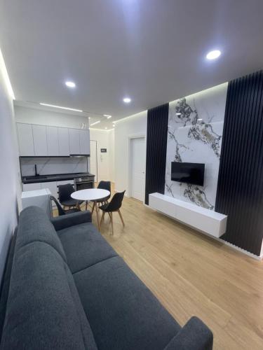 Blue opal apartament, Kashar