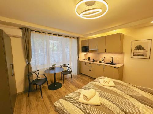 Double Room 4 image 7