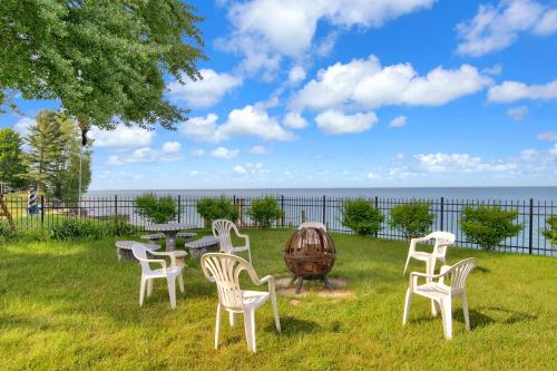 Private Beach and Sauna Lakefront Deckerville Home!