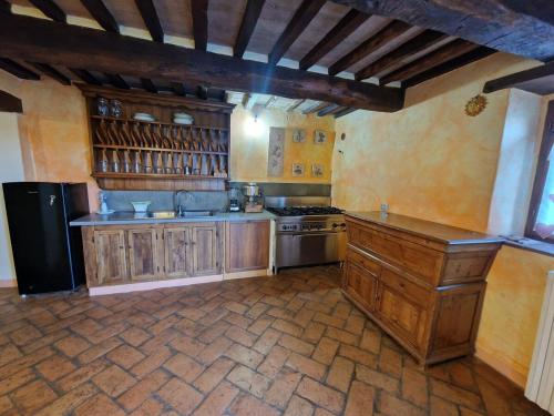 Konyha, Villa Ernesto - Private Pool Over Umbrian Landscape in Col di Morro