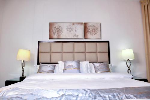 Full View Burj Khalifa and Fountains -Souk Al Bahar- Dream View holiday Home Rental, Dubai (Foto 7)