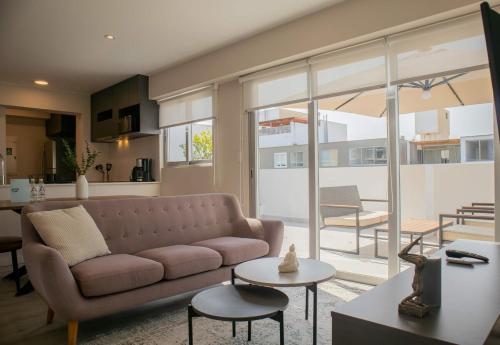 Astonishing 2BR with Balcony in Miraflores