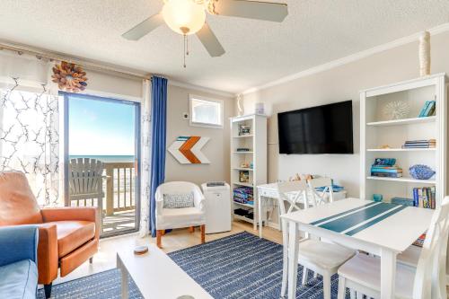 Oceanfront Gem with Views in North Topsail Beach Oceanfront Gem with Views in North Topsail Beach