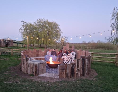 Létesítmények, Aldwark Bridge Glamping - Lunar Tent in Aldwark