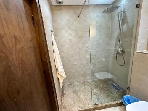 3 Rooms & View, Casablanca (photo 6)