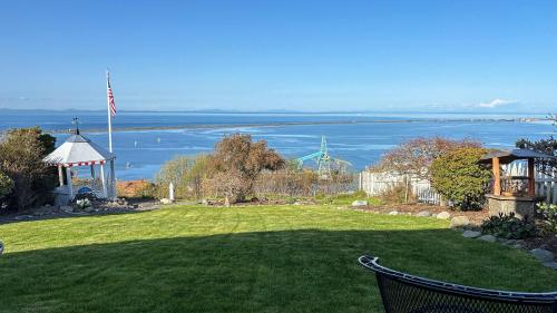 PA Crows Nest Cottage in Port Angeles