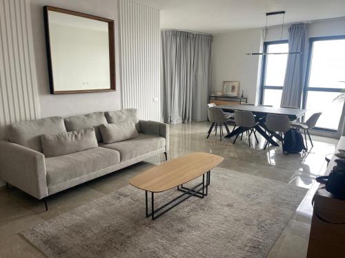 J Tower Luxury