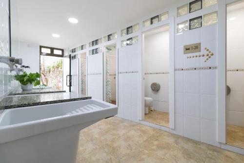 Vannas istaba, Albergue Cuatro Cantones (Exclusivo para Peregrinos) in Belorado