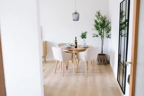 stay-a-while Apartment I Hannah I WLAN, kostenloser Parkplatz in Sebnitz, Deutschland