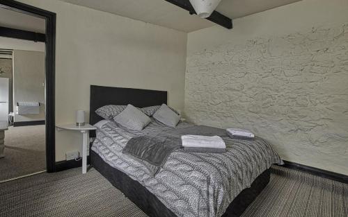 Peaceful tranquil Alpaca Farm in Barntown