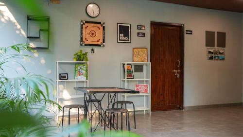 Szórakozási lehetőségek, Sort By Stays, Siolim in Vagator