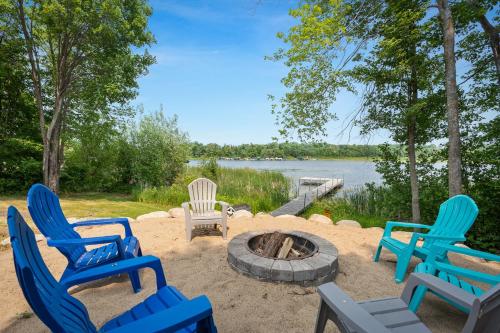 Love Lake Manor in East Gull Lake (MN)
