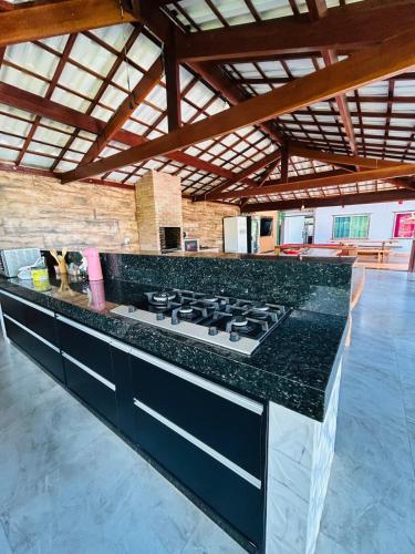 ห้องครัว, Suíte Gourmet - Sítio Araras Cipó - Próx a Serra do Cipó (Suite Gourmet - Sitio Araras Cipo - Prox a Serra do Cipo) in แซร์ฮา โด ซิโป