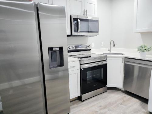 Homey 2br Home Near Dt & Airport in Austin, USA