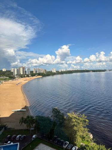 Flat Tropical in Riverfront