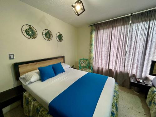 Standard Quadruple Room image 1