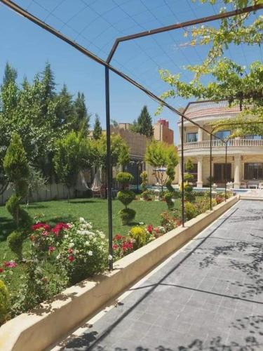 الزئبق فارم in Al Azraq Ash ShamaLi