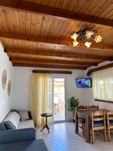 Levante Apartment for 4 Levante Apartment for 4