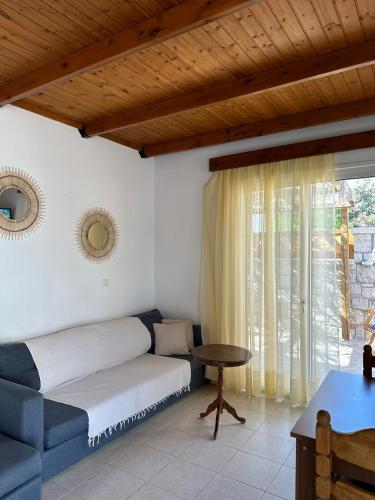 Levante Apartment for 4 Levante Apartment for 4