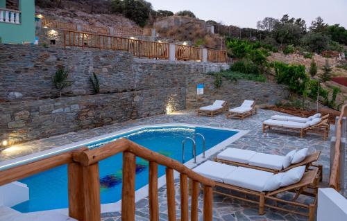 POSEIDON Villas Agia Pelagia-Private swimming pool and sea view 4
