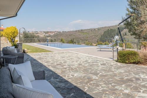 Басейн, Villa Petrara in Патернополі
