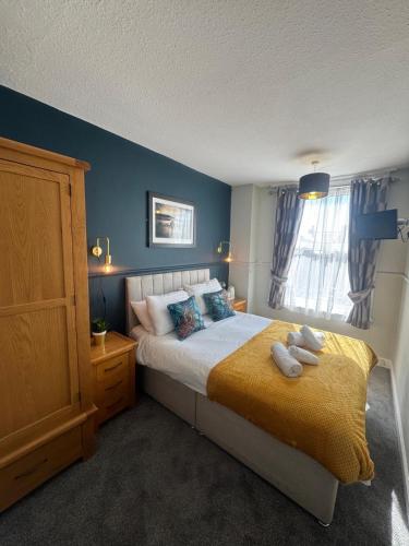 Double Room image 2
