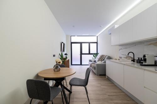 Tao Suite 2 next to the Aquarium, Valencia