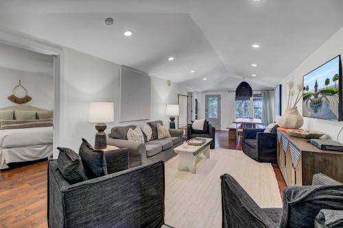 Sandcrab Court 18 by Wild Dunes, with Amenities