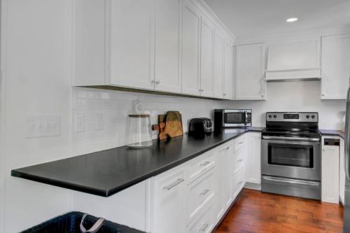 Sandcrab Court 18 by Wild Dunes, with Amenities in Isle of Palms, USA