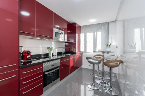 ห้องครัว, Costa del Sol Luxury Apartment 1-D in ตอเรเกบราดา