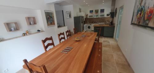 Maison familiale Baylère - Piscine et spa - 8 pers (Maison familiale Baylere - Piscine et spa - 8 pers) in Buziet