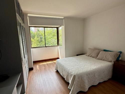 Poblado la 10, Medellín (fotografie 5)