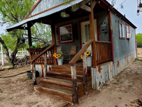 Cozy Ranch Cabin in La Joya (TX)