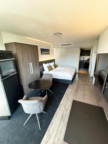 Aparthotel in Düsseldorf am Medienhafen mit Küche, Düsseldorf (Foto 3)