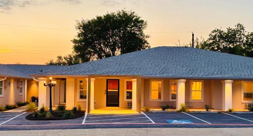 A szálláshely kívülről, The Depot Hotel in Taylor (TX)