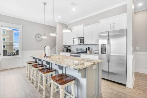 Life's Porpoise by Meyer Vacation Rentals – Gulf Shores, AL