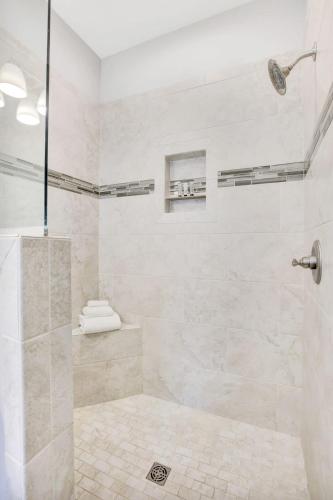 Life's Porpoise by Meyer Vacation Rentals – Gulf Shores, AL