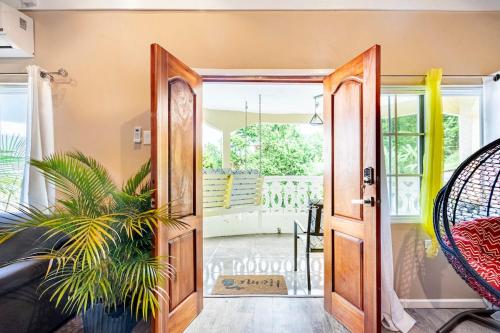 Cozy 2BR Port Antonio Retreat with stunning sea views