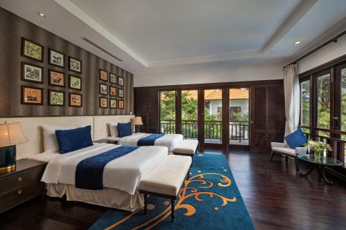 Three-Bedroom Villa image 3
