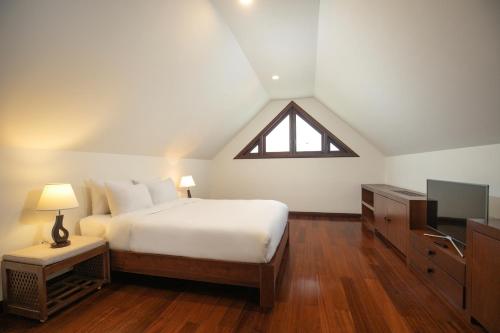 Villa with Sea View image 1