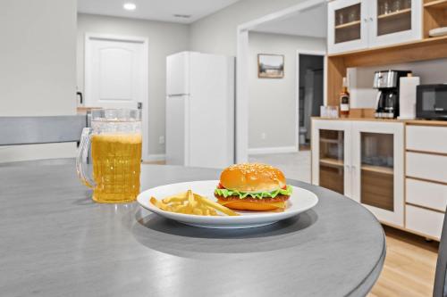 Charming 1-BR Retreat in the Heart of Clarksville in คลาร์กสวิวลล์ (IN)